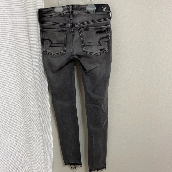 Women’s American Eagle Super Stretch Super Low Jegging, black/grey. Sz 4 - Picture 2 of 14